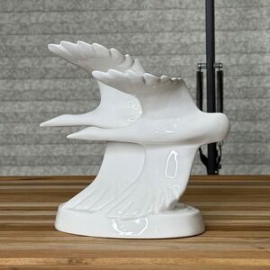 Royal Doulton Images Going Home Figurine, Porcelain Bird Sculpture, 1982